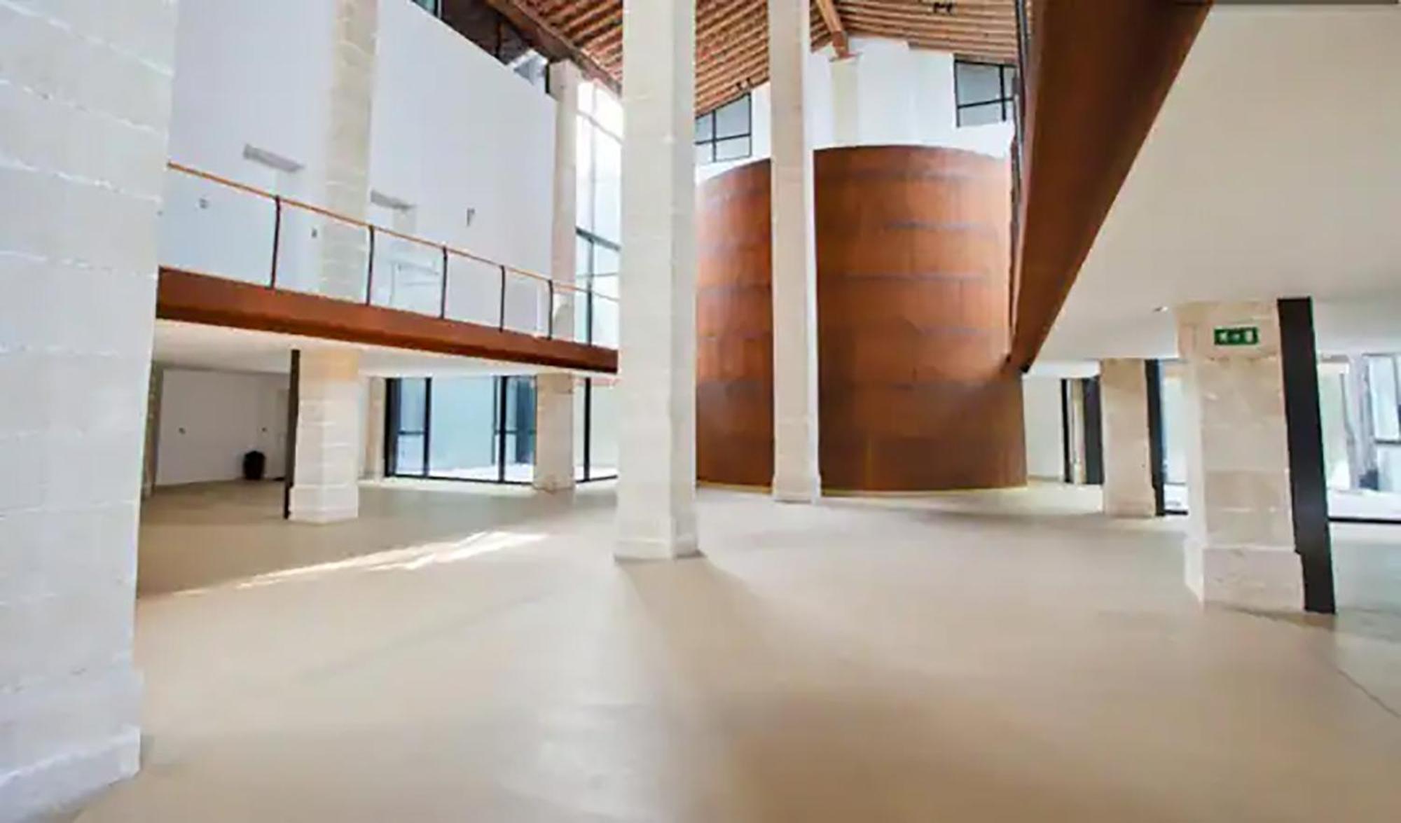 Artqhost Jerez Huge Loft & Free Parking Apartment Jerez de la Frontera Ngoại thất bức ảnh