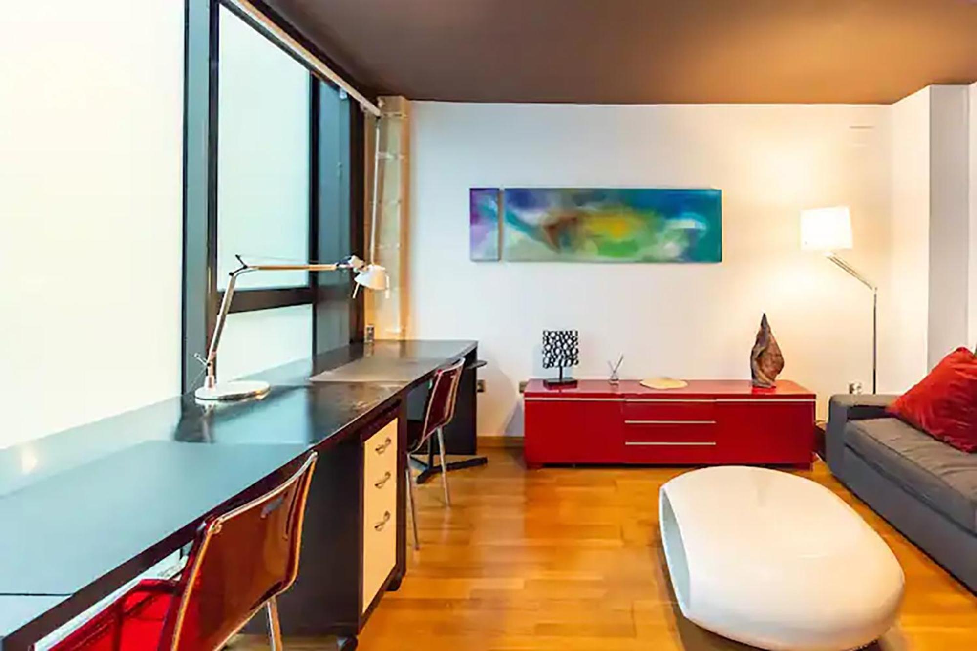 Artqhost Jerez Huge Loft & Free Parking Apartment Jerez de la Frontera Ngoại thất bức ảnh